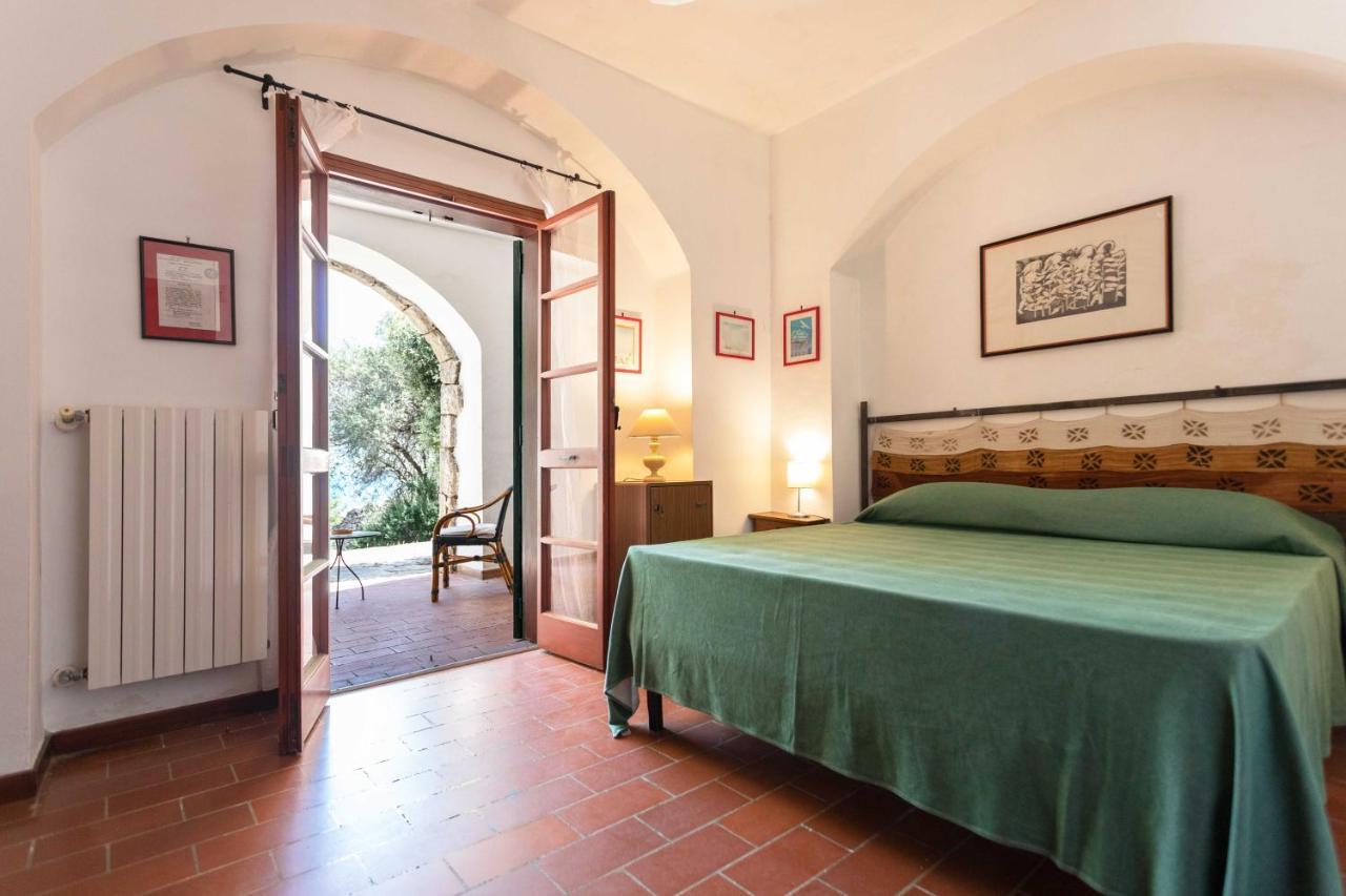 Castro  Il Posto Delle Fragole Bed & Breakfast エクステリア 写真