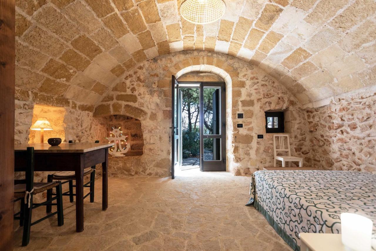 Castro  Il Posto Delle Fragole Bed & Breakfast エクステリア 写真